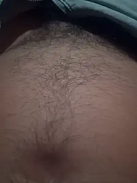 Snapshot of loro121 chatting on 03-29-26, 03:30 loro121 online show from 03-29-26, 03:30