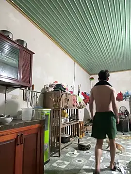 Hoanganhdayroii online show from 04-02-26, 12:12