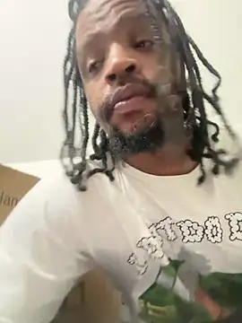 Snapshot of themeatman41 chatting on 04-09-26, 12:45 themeatman41 online show from 04-09-26, 12:45