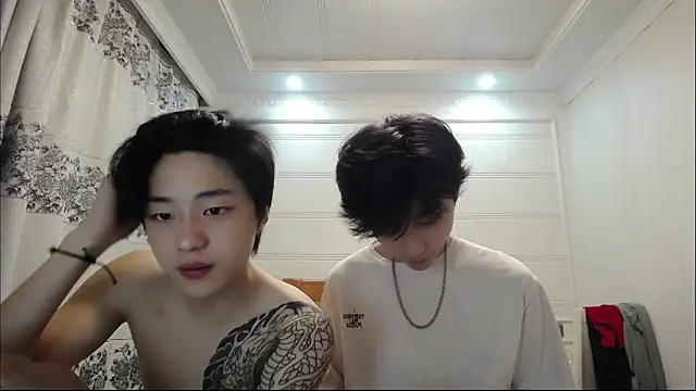 XX-XIUXIU online show from 05-22-26, 05:00