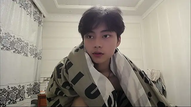 XX-XIUXIU online show from 05-18-26, 06:01