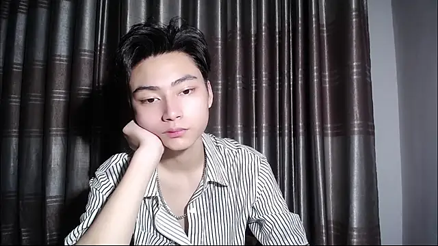 XX-XIUXIU online show from 06-17-26, 05:23