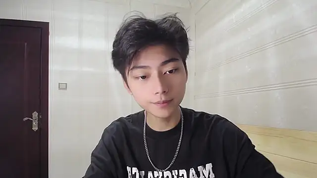 XX-XIUXIU online show from 05-06-26, 12:42