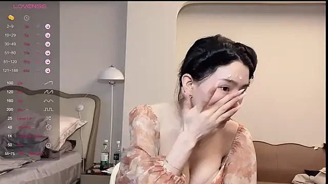 kiki-12 online show from 06-04-26, 06:51