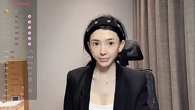 Snapshot of kiki-12 chatting on 04-10-26, 11:45 kiki-12 online show from 04-10-26, 11:45