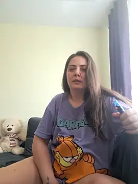 Snapshot of Arya_Malone chatting on 05-19-26, 08:10 Arya Malone online show from 05-19-26, 08:10