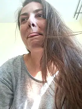 Arya Malone online show from 04-20-26, 06:49