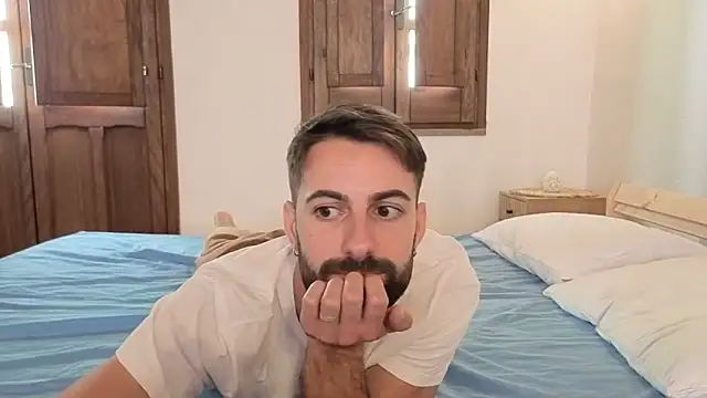 AmicisegretiITA online show from 05-17-26, 10:26