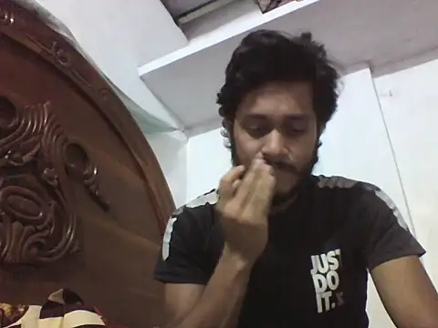 Snapshot of koushik10 chatting on 05-01-26, 11:04 koushik10 online show from 05-01-26, 11:04