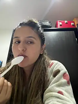 rafaella stefano online show from 05-24-26, 03:28
