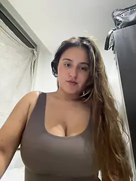 Snapshot of rafaella_stefano chatting on 06-29-26, 03:24 rafaella stefano online show from 06-29-26, 03:24