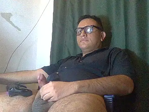 Snapshot of benny_94project1000 chatting on 03-23-26, 05:40 benny 94project1000 online show from 03-23-26, 05:40