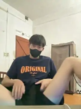 Snapshot of Funkin- chatting on 04-06-26, 11:44 Funkin- online show from 04-06-26, 11:44