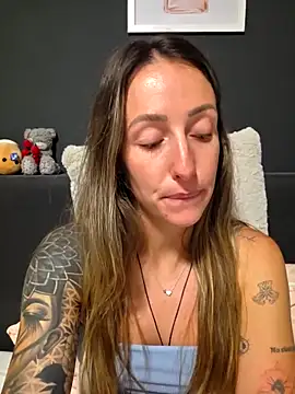 NicoleKaiser online show from 05-07-26, 06:22