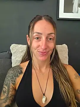 NicoleKaiser online show from 06-28-26, 08:09