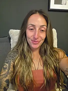 NicoleKaiser online show from 06-27-26, 05:08