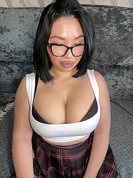 LaaadyDaaamn online show from 03-26-26, 09:29