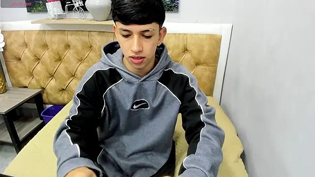AdrianFranko online show from 07-23-26, 12:35