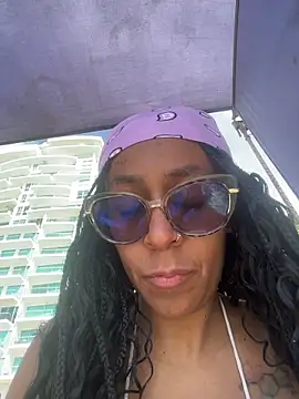 PriscilaCooper online show from 04-20-26, 08:10