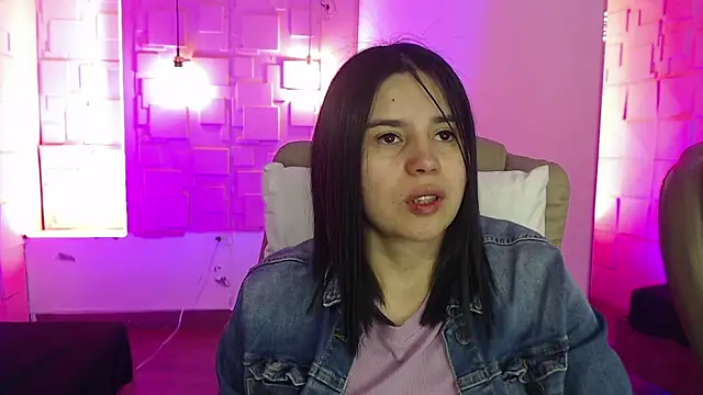 Snapshot of Cata_black chatting on 06-16-26, 01:00 Cata black online show from 06-16-26, 01:00