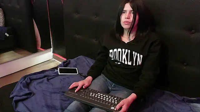 Cata black online show from 03-23-26, 11:32