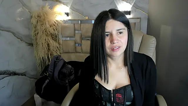 Snapshot of Cata_black chatting on 05-24-26, 11:54 Cata black online show from 05-24-26, 11:54