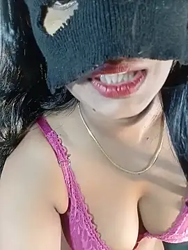 Snapshot of Kameeliya_ chatting on 07-21-26, 06:20 Kameeliya online show from 07-21-26, 06:20
