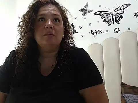 IzzyFlowers online show from 04-27-26, 08:29