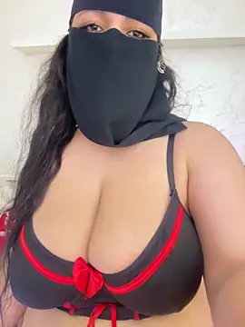 Snapshot of AnalArab69 chatting on 03-25-26, 12:44 AnalArab69 online show from 03-25-26, 12:44