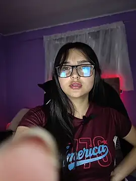 Snapshot of 1_Scarllet_ chatting on 03-19-26, 01:55 1 Scarllet online show from 03-19-26, 01:55