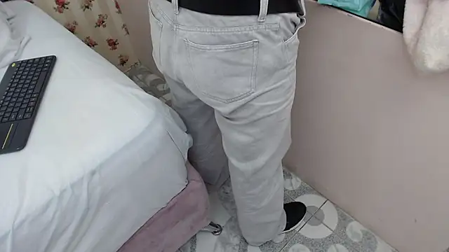 crystal watson0 online show from 03-19-26, 01:55