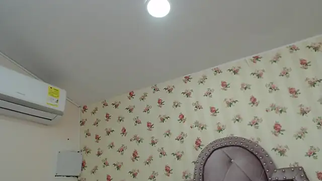 crystal watson0 online show from 04-08-26, 01:12