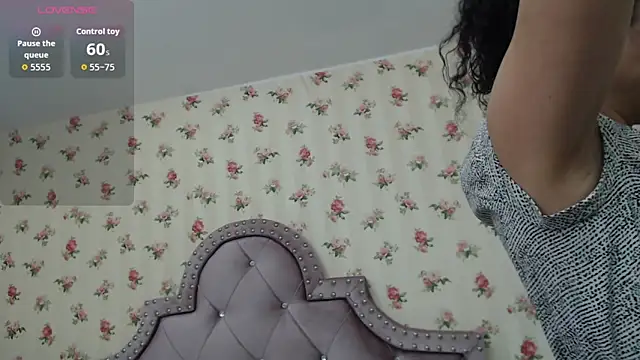 crystal watson0 online show from 04-23-26, 01:02