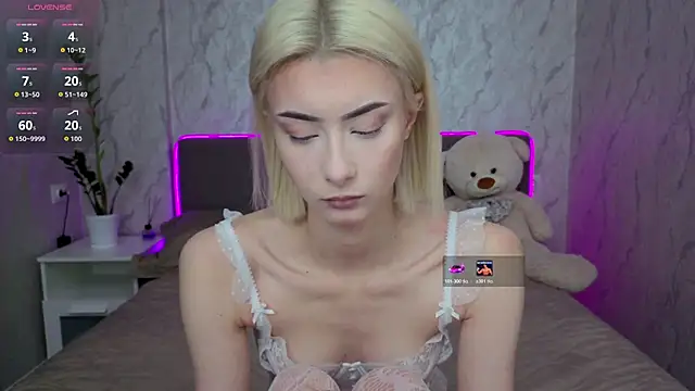 kittysocutie online show from 04-26-26, 12:19