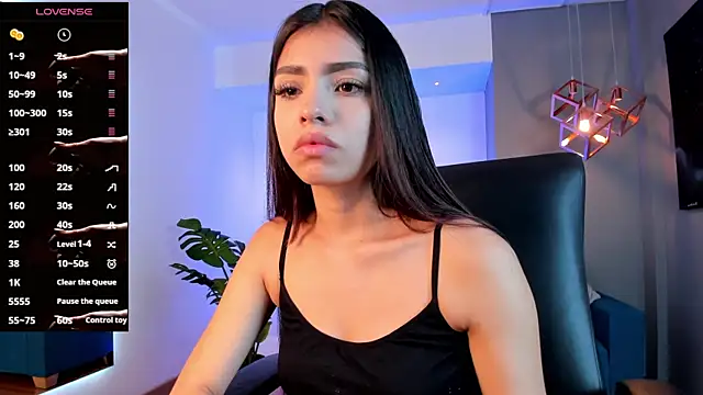 mily Lopez online show from 06-25-26, 02:44