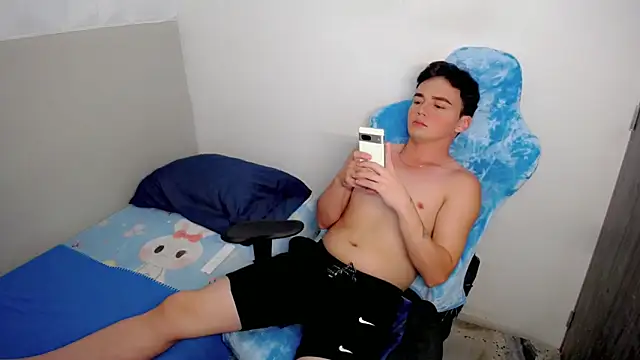 Mathias twinkk online show from 03-25-26, 05:45