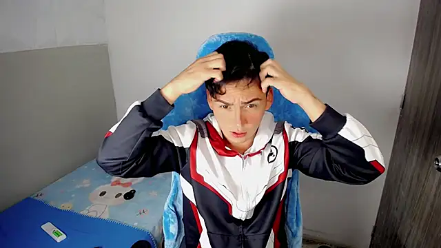 Mathias twinkk online show from 03-27-26, 08:54