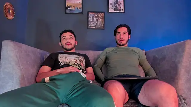 ReubenandScott online show from 04-30-26, 01:29