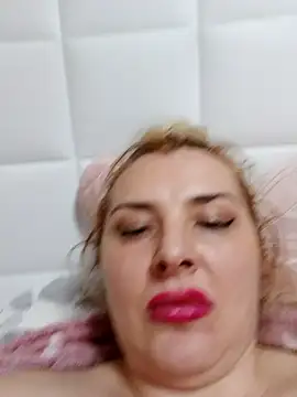 Snapshot of Maria3879 chatting on 04-04-26, 12:39 Maria3879 online show from 04-04-26, 12:39