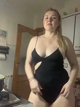 Snapshot of Maria3879 chatting on 03-31-26, 02:08 Maria3879 online show from 03-31-26, 02:08