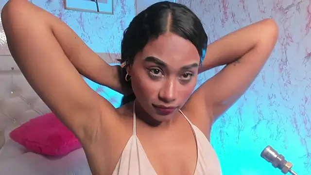 Horny Brunette  online show from 05-19-26, 03:52