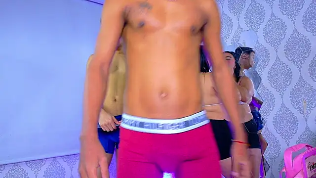 Twink Sensationxx online show from 03-31-26, 01:24