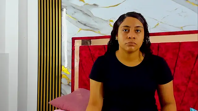 Tiana hots online show from 04-12-26, 01:20