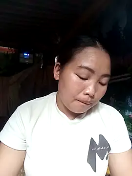Huemy098 online show from 04-15-26, 05:24