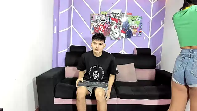 Nahomi hot 77 online show from 06-15-26, 01:11
