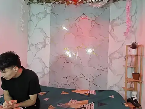 Nahomi hot 77 online show from 07-23-26, 01:08
