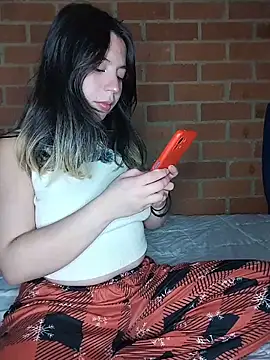 Snapshot of Petite_CherryX chatting on 05-21-26, 02:09 Petite CherryX online show from 05-21-26, 02:09