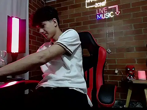 Kurtt   online show from 03-28-26, 05:41