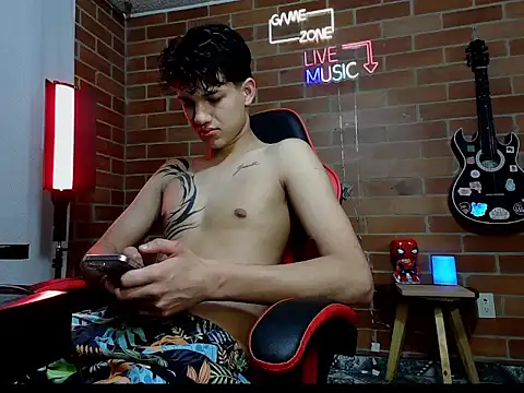 Kurtt   online show from 03-24-26, 03:28