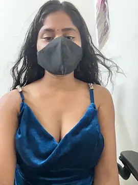 sexy-riyaa43 online show from 04-28-26, 04:33